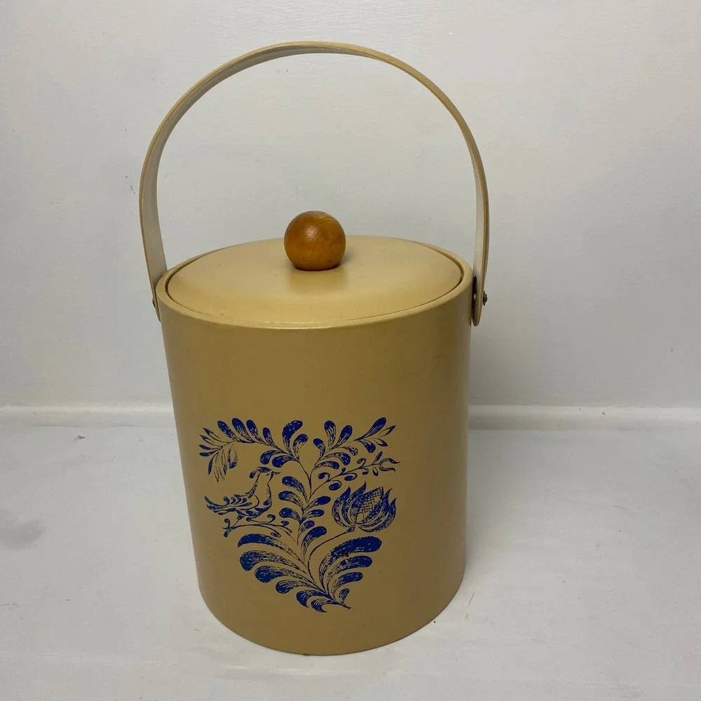 Vintage Georges Briard Ice Bucket American Country‎ Pottery Blue Design 1960's